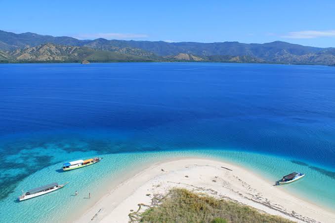 Riung 17 Islands